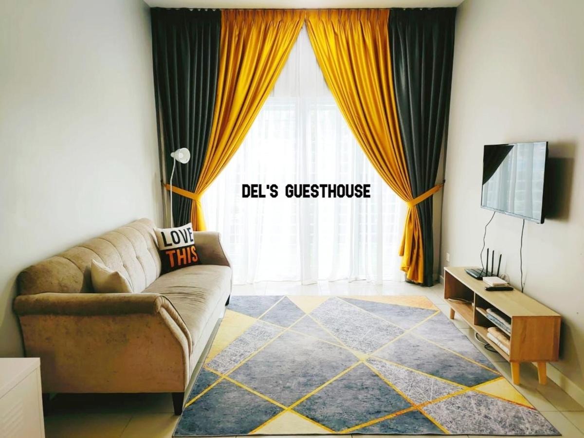 Del'S Guesthouse @ Southville Same Level With Pool Fits 8 Bangi Exteriör bild